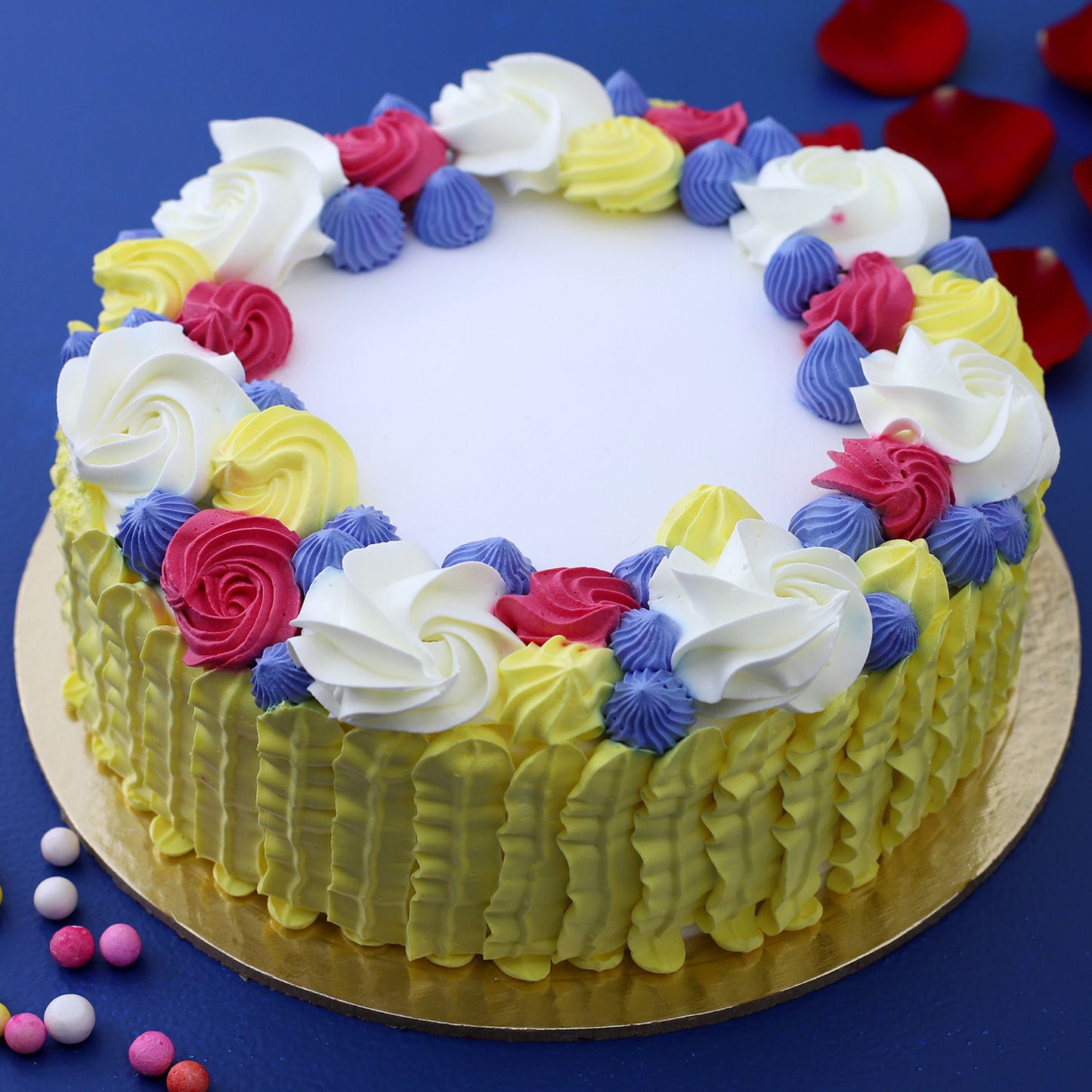 Pastel Love Vanilla Cream Cake