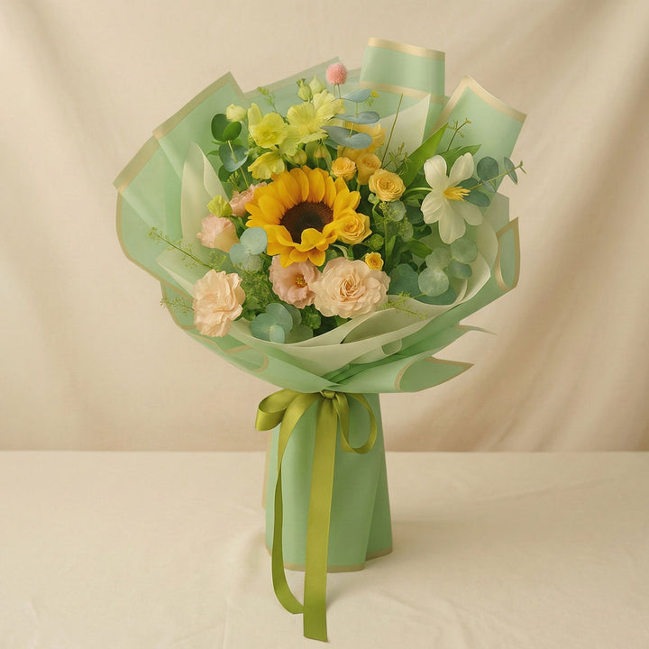 Sunbeam - Elegant Floral Fushion Bouquet